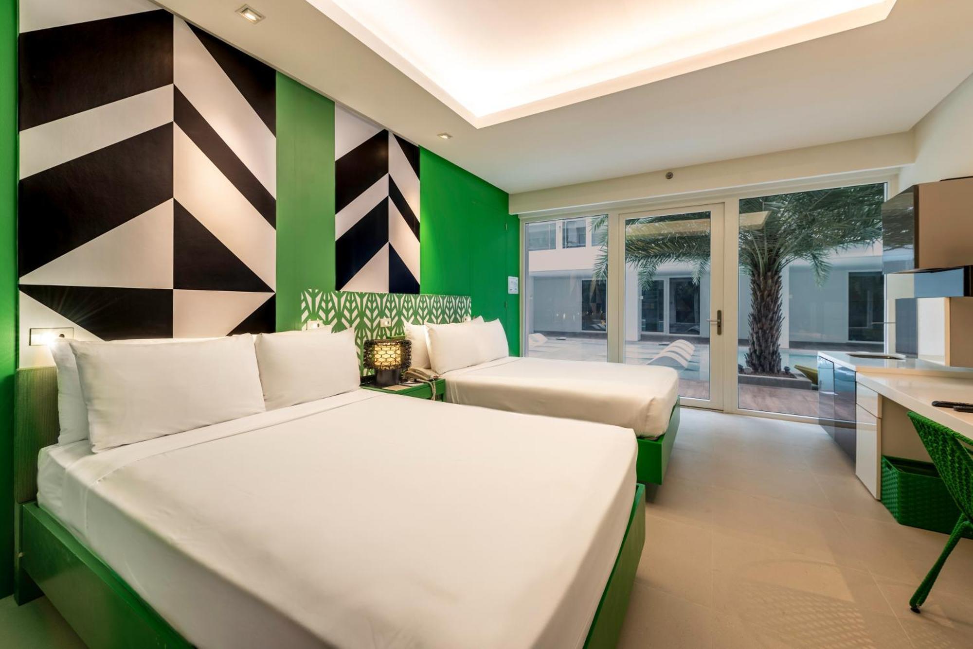 Hotel Astoria Current Manoc-Manoc Zewnętrze zdjęcie